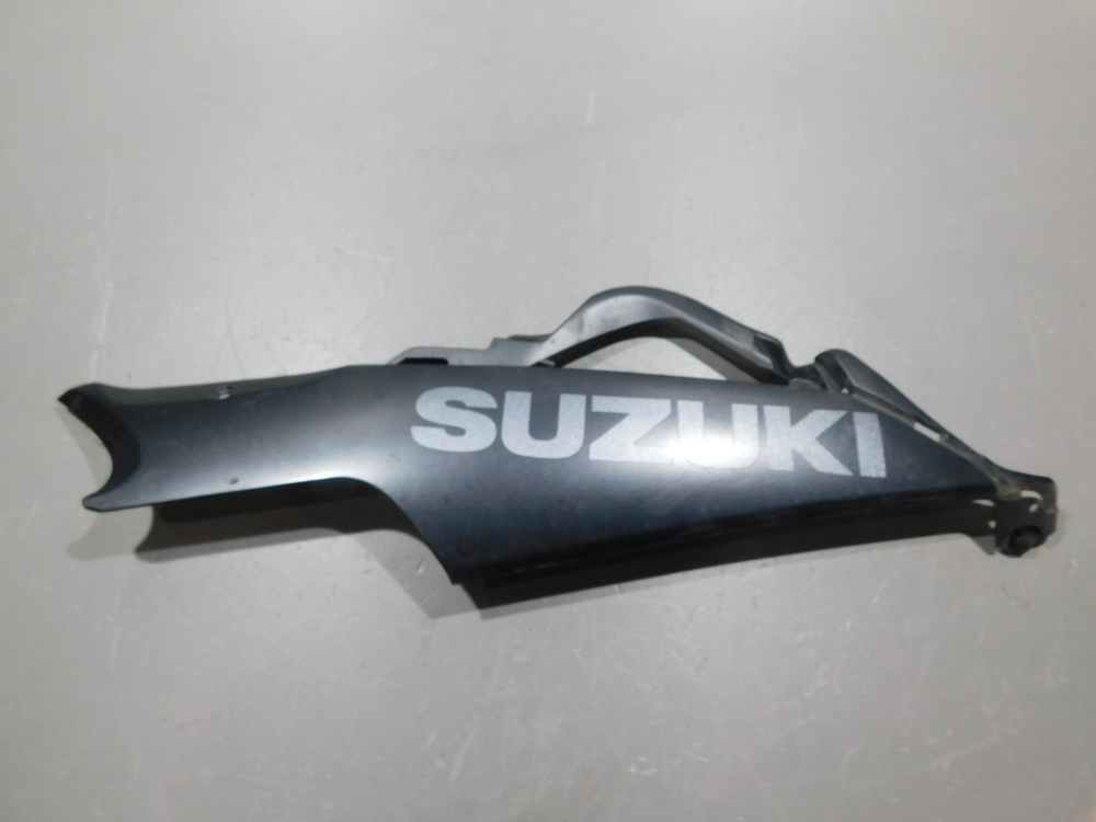 Пластик нижний правый Suzuki GSX-R 600 06-07 020118