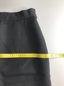 Юбка прямого кроя, визуально на 48/50 размер