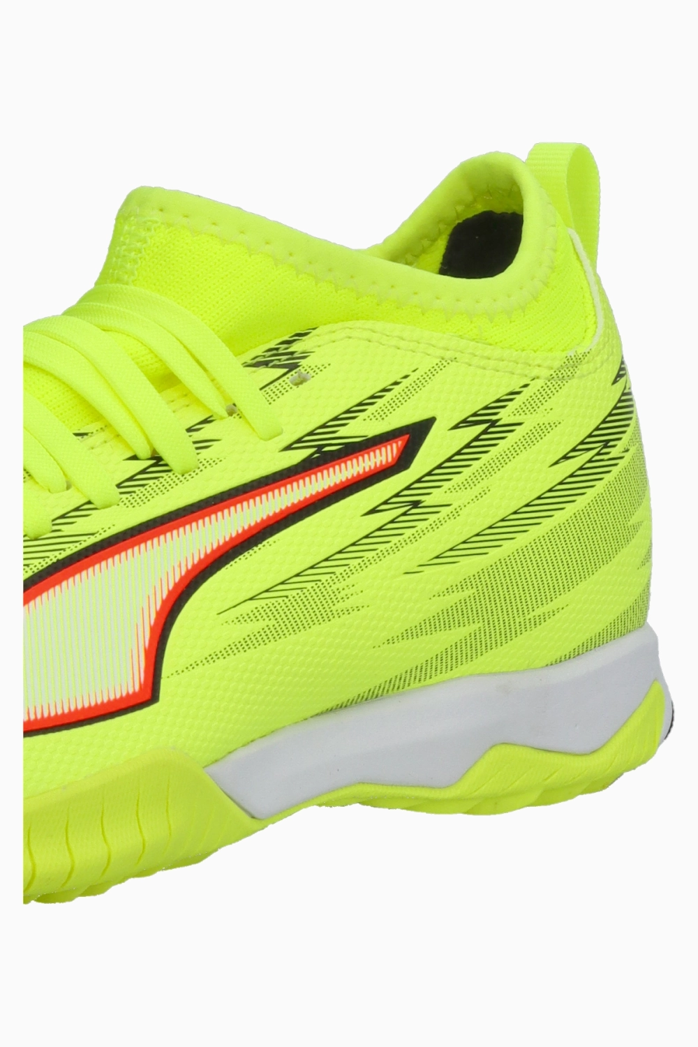 Сороконожки Puma Ultra 6 Match+ LL TT Mid Junior - зеленый