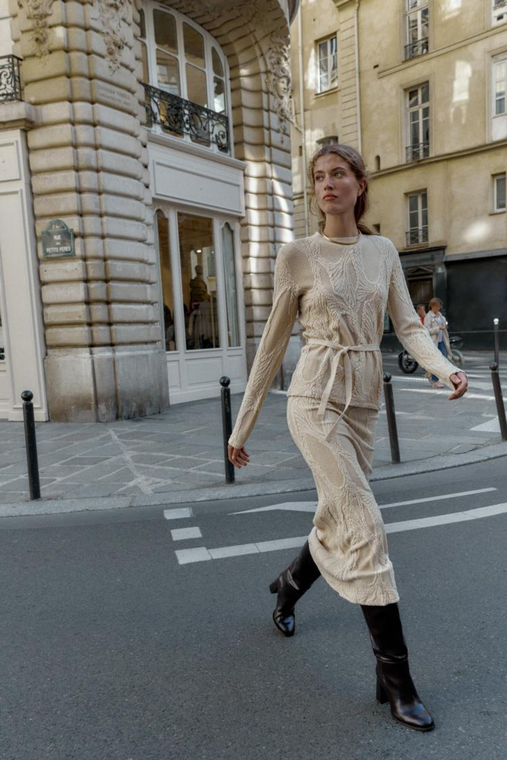 ZARA ЖАККАРДОВЫЙ ТОП С ПОЯСОМ, СЛОНОВАЯ КОСТЬ