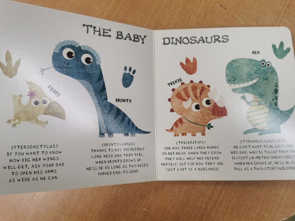 Trixie Faces Her Fear: 4 Friends and Their Jurassic Adventures (Baby Dinosaurs) Board book