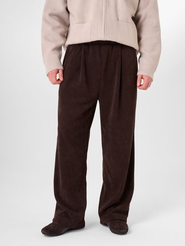 Шоколадные велюровые брюки LEROY