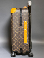 Чемодан Louis Vuitton, арт. 702278