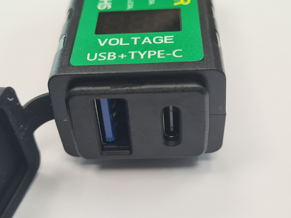 Модуль ET SAE to Dual USB Voltmetr