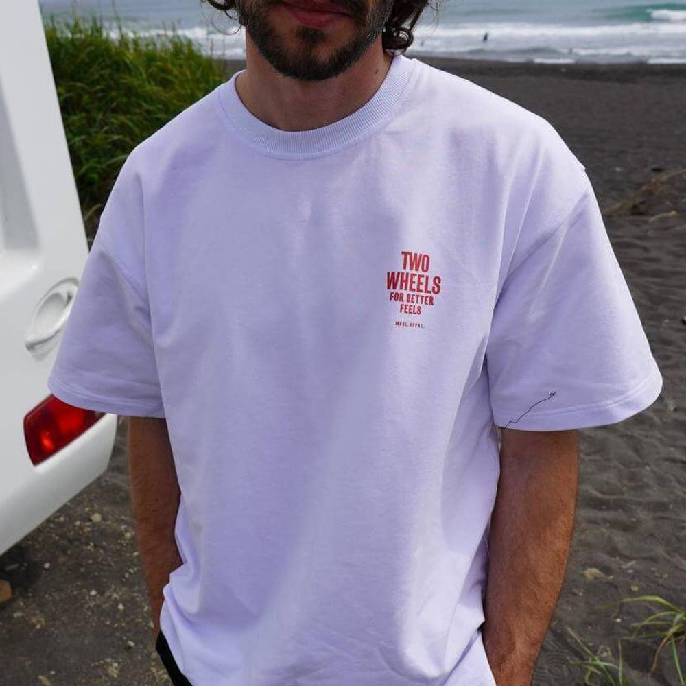 Футболка Miracle Apparel Heavy Soft Two Wheels For Better Feels Белая