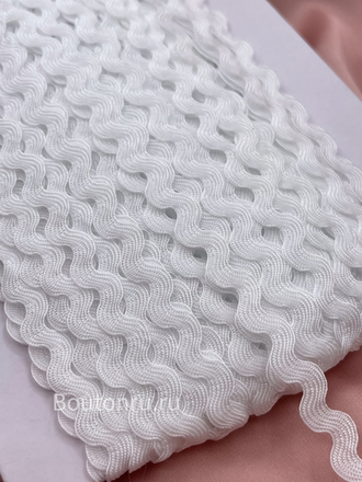 Тесьма декоративная волнистая "Вьюнчик зиг-заг" белая