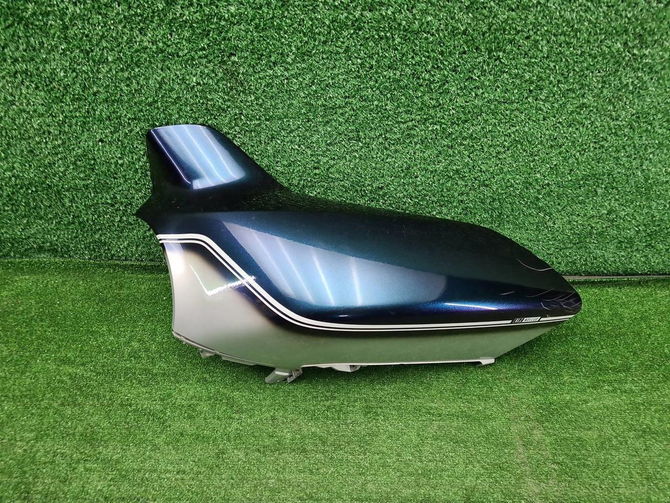 Накладка передняя правая BMW R18B (2021-н.в.)