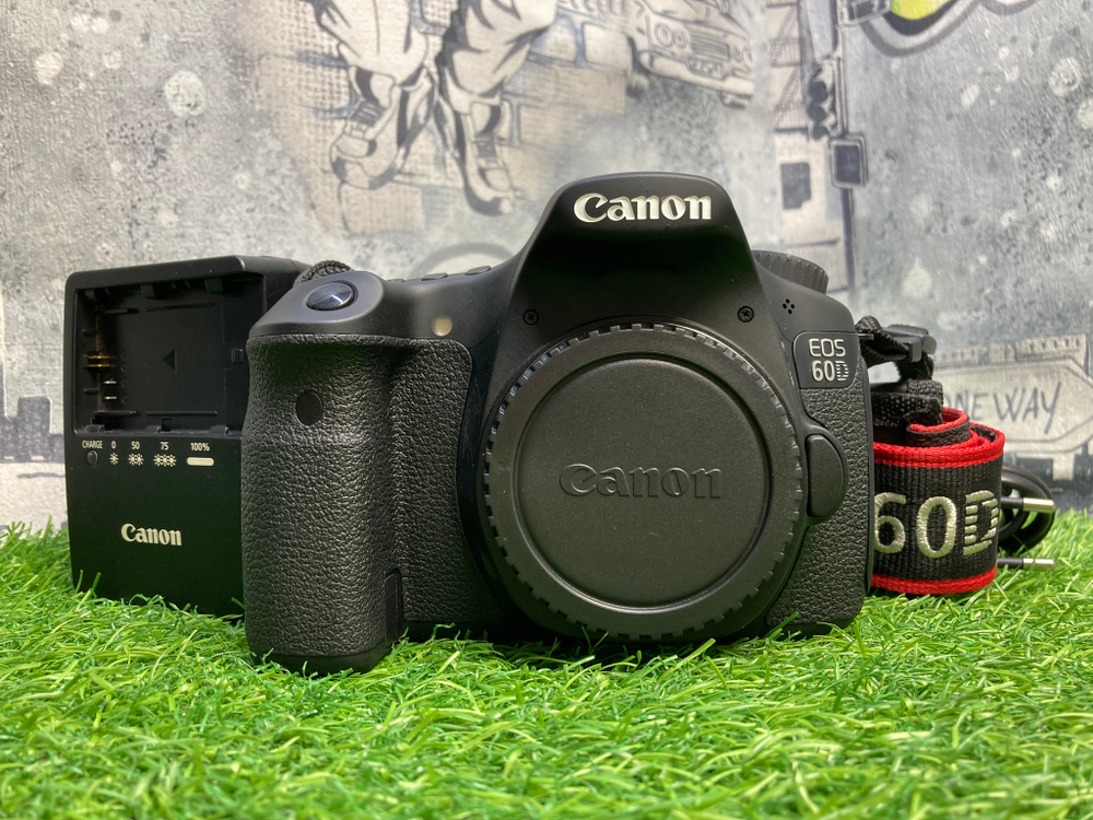 Canon EOS 60D (2.200 кадров) Покупка/Продажа