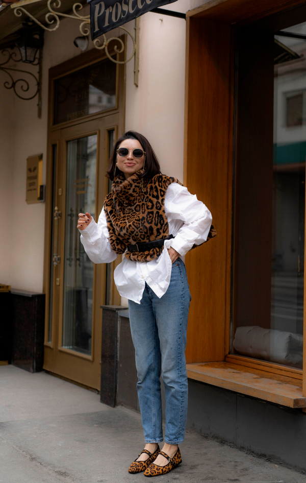 Манишка лео