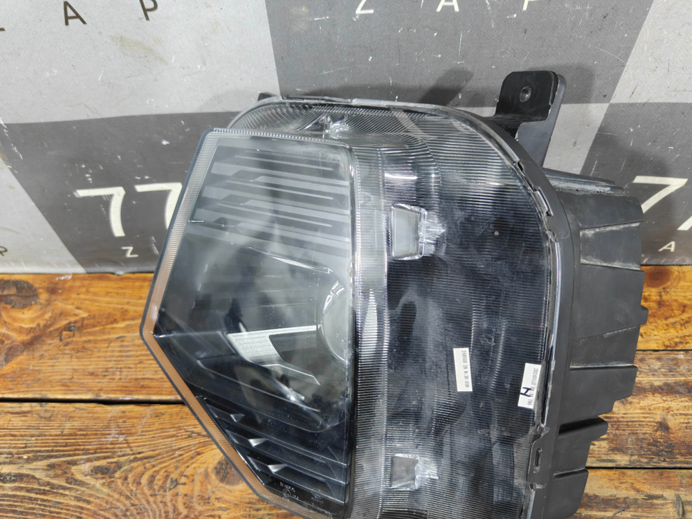 Фара левая LED Changan CS35 Plus 21-нв Б/У Оригинал S111F2805010500AA