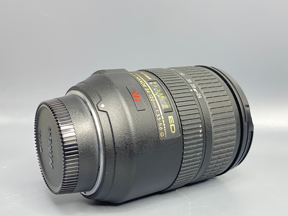 Nikon 24-120mm 3.5-5.6G ED VR IF