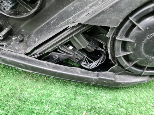 Битая Фара правая Audi A6 4 C7 (2014-2018) LED
