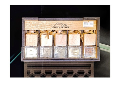 Аромат для авто в подарочном деревянном боксе. 5шт : LACOSTE, DIOR,FLEUR NARCOTIGUE, BOSS,TOM FORD. «ONLY BETTER»