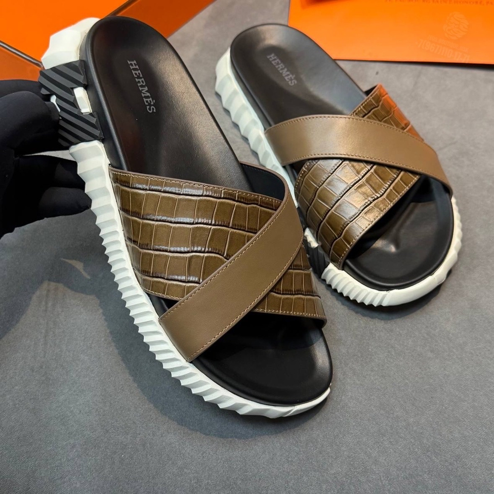 Шлепанцы Hermes Infra