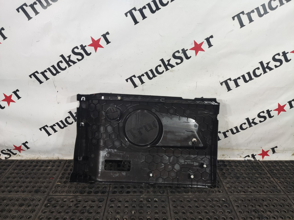 Накладка инструментального ящика 2023г