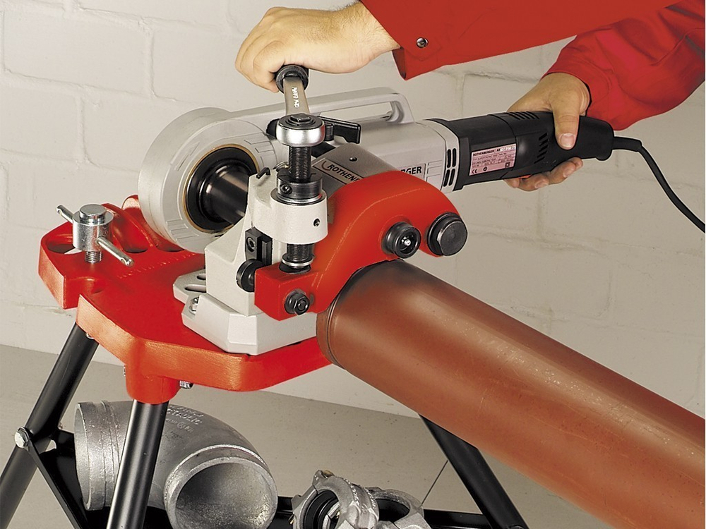 Ручной электроклупп Rothenberger SUPERTRONIC 2000 в пластм.ящике 1/4-2", BSPT R1/2-2"