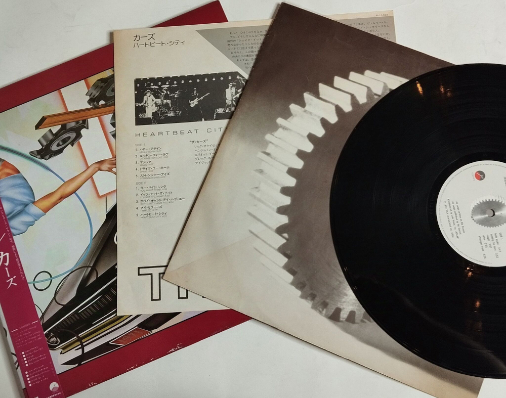 Винтажная виниловая пластинка LP The Cars Heartbeat City (Japan 1984) (Obi)