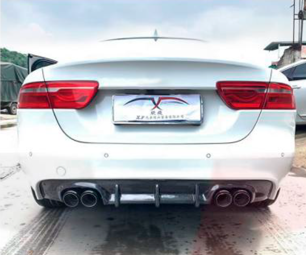 Карбоновый диффузор заднего бампера для Jaguar XE 2015-2019 Ягуар