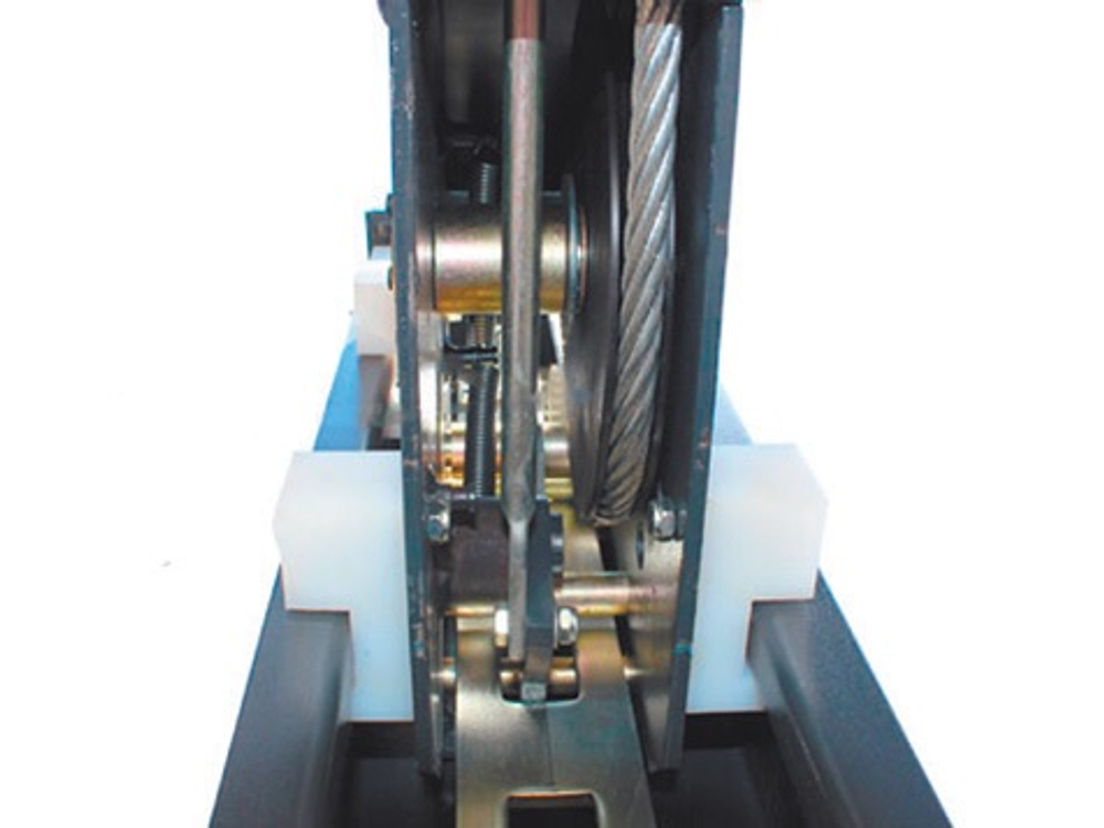 409-P Парковочный электрогидравлический подъемник (Снят с производства)