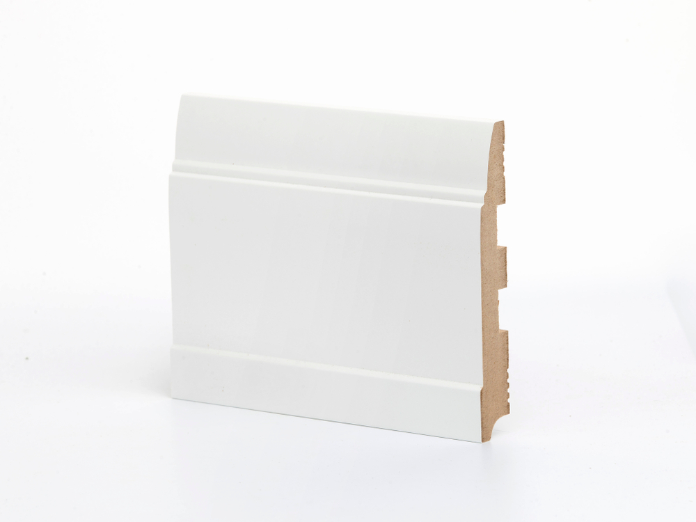 Плинтус напольный белый К-13 150 мм МДФ 150x16x2050