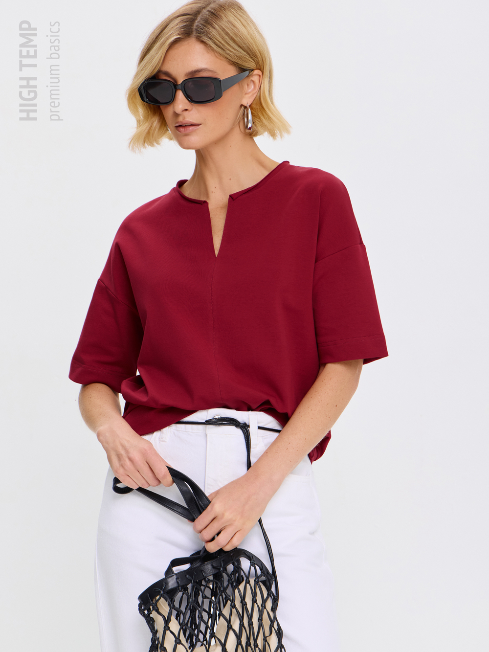 Плотная футболка из футера 2-нитки с V-вырезом HIGH TEMP