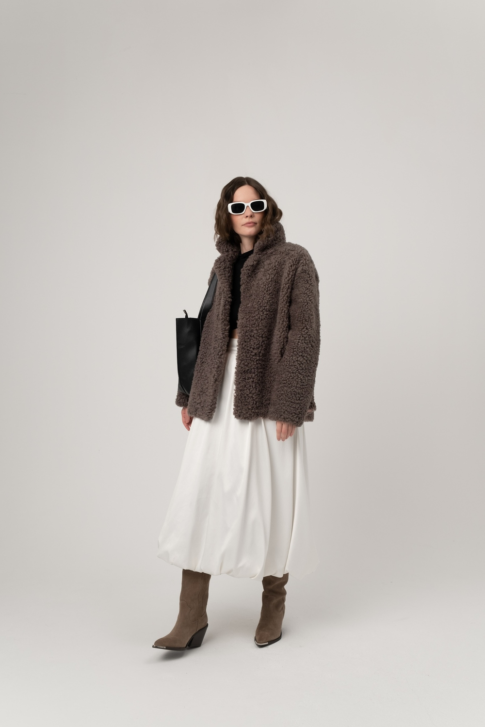 Коричневая шуба