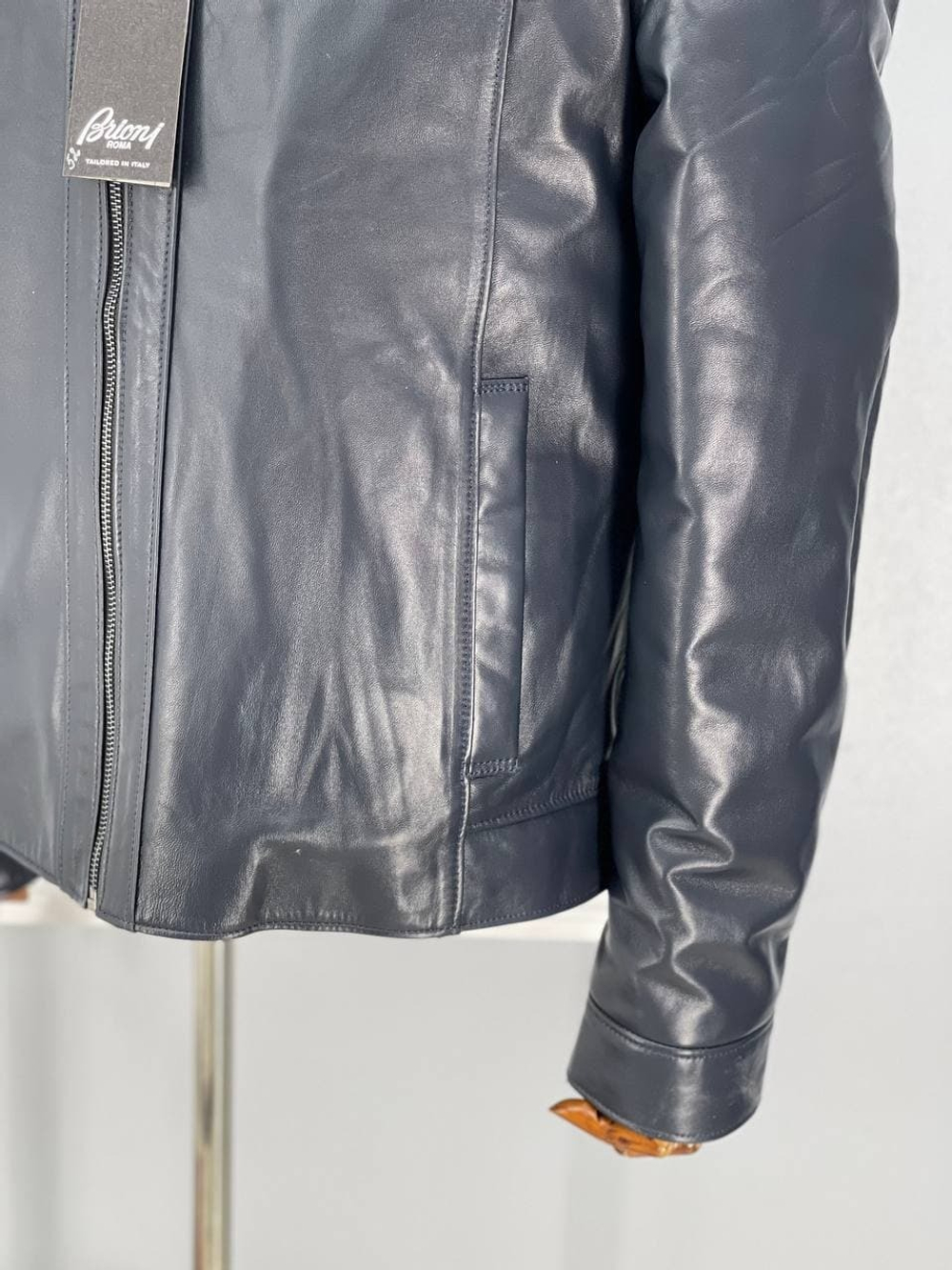Кожаная куртка Brioni