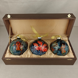 Набор из 3-х ёлочных шаров "Сказки" с росписью Палех