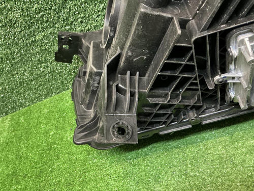 Фара правая Geely Monjaro (2021-н.в.) LED