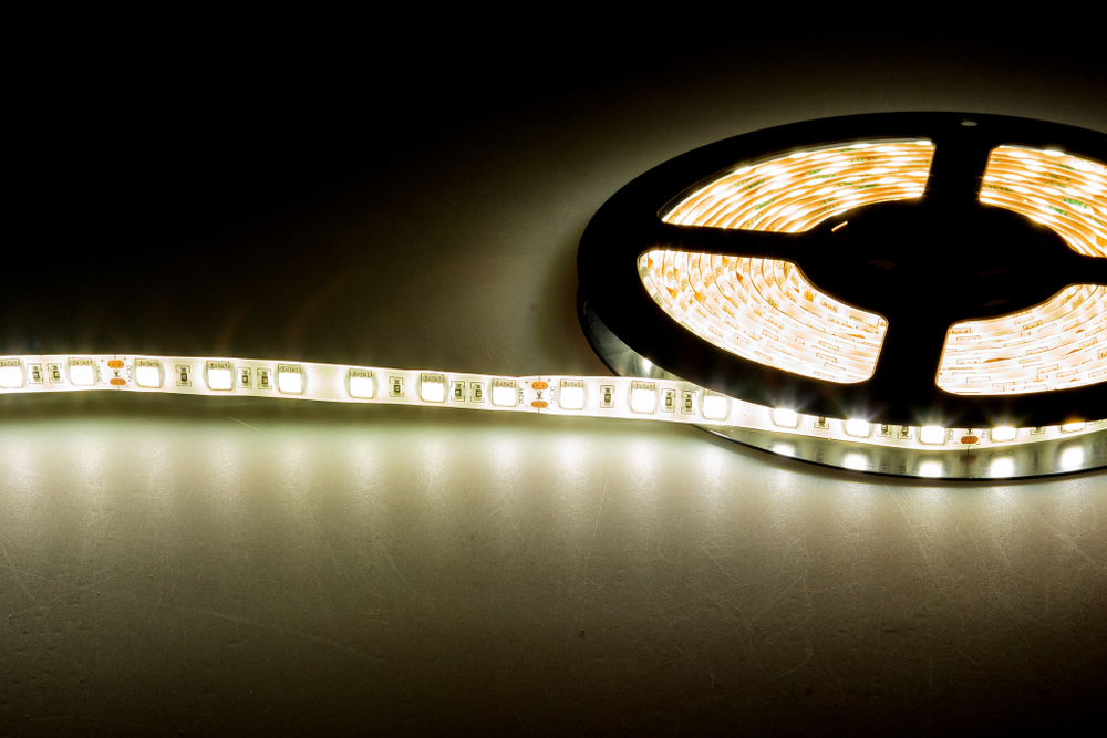 Светодиодная лента, тепло-белая,  IP65,  60 д/м 3000K,  14, 4W/m,  1080 Lm/m,  CRI&gt;95