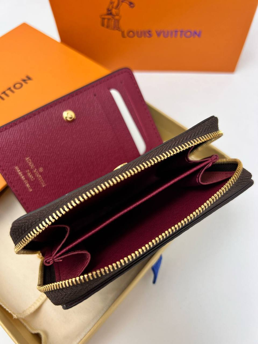 Кошелек Louis Vuitton