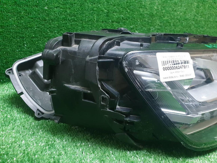 Фара правая Audi Q7 2 (2015-2019) LED