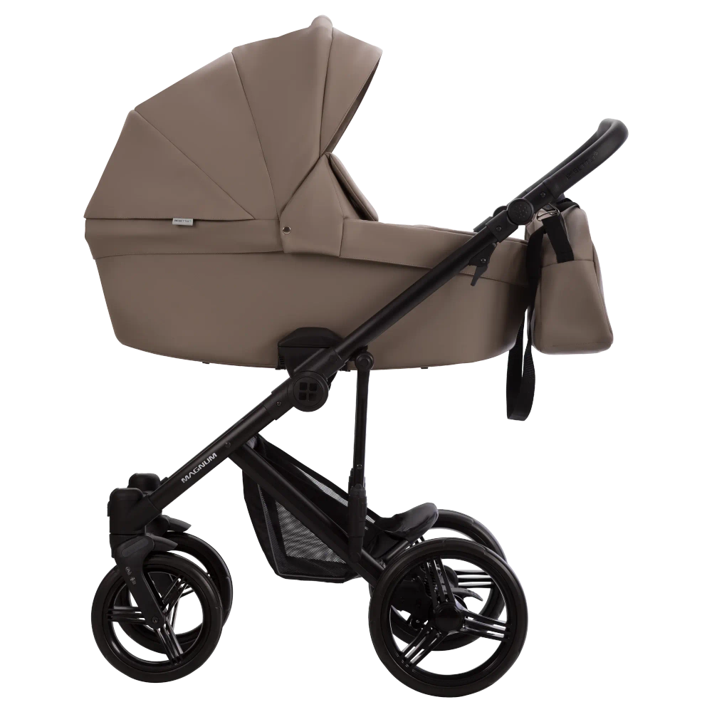 Коляска 2 в 1 Bebetto Magnum Light Pro