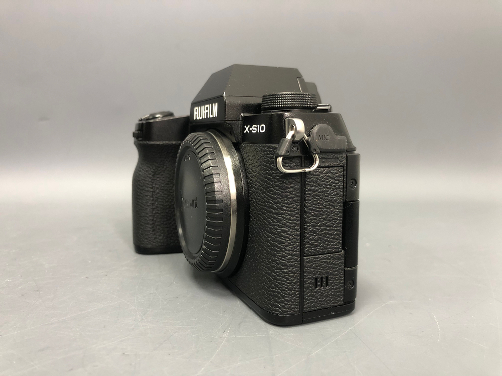 FujiFilm X-S10 Body (7 кадров)