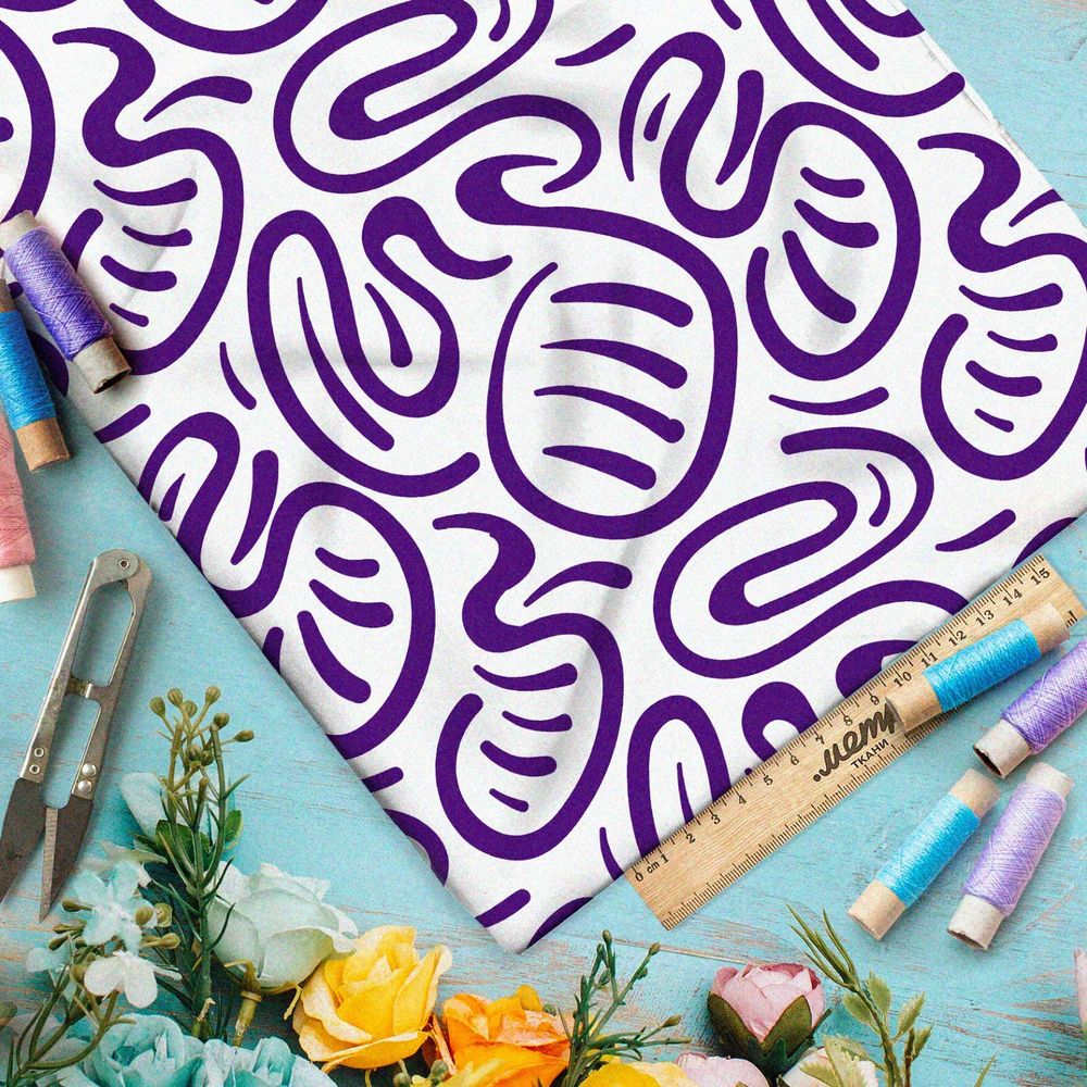 Ткань габардин плавные фиолетовые узоры на белом фоне