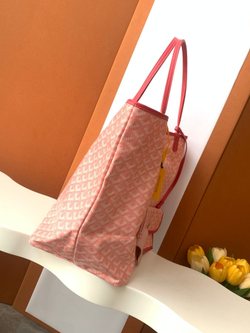Goyard Saint Louis GM Bag