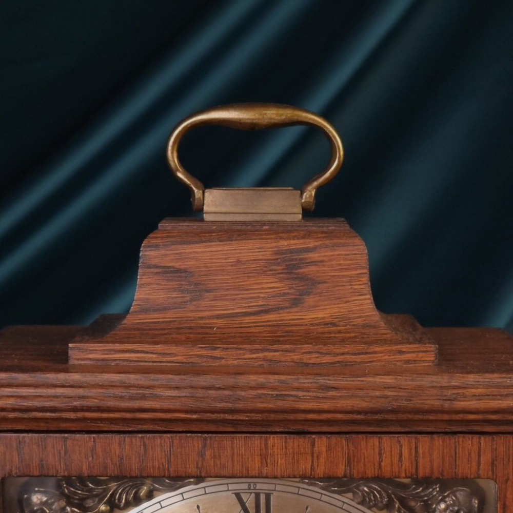 Настольные часы