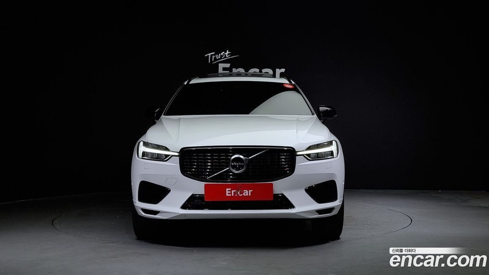 Volvo XC60 2 Generation T8 R-Design (01.2021)