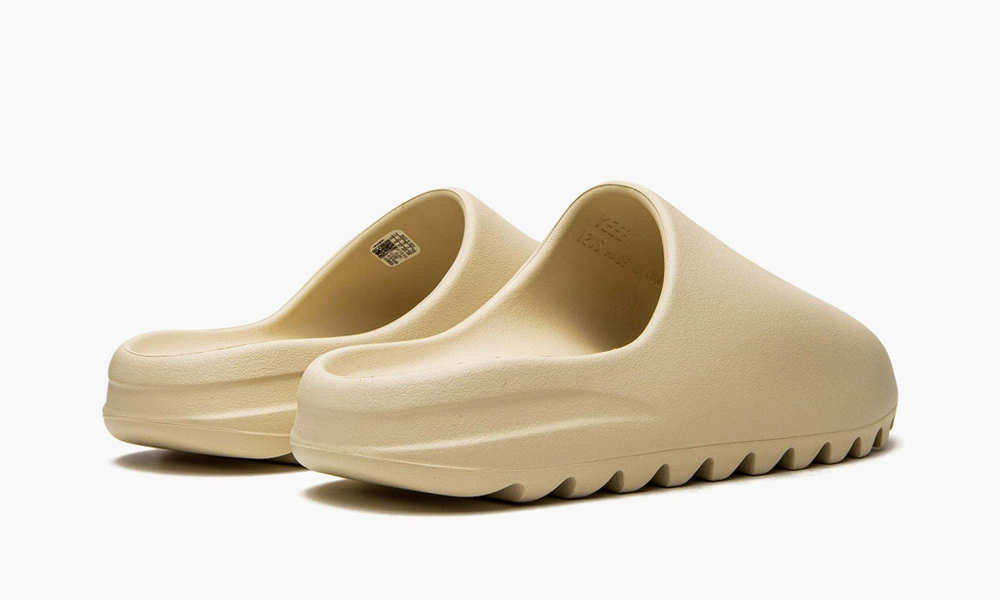 Yeezy Slide "Bone 2022"
