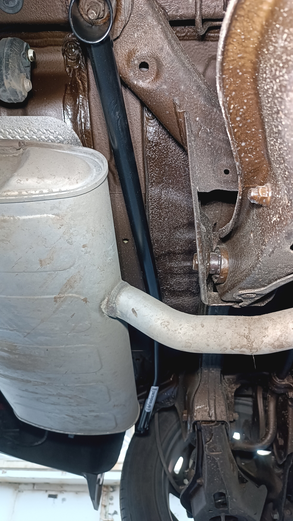 Усилитель заднего подрамника сзади Kia Sportage (5-го поколения) NQ (ПОД ЗАКАЗ)