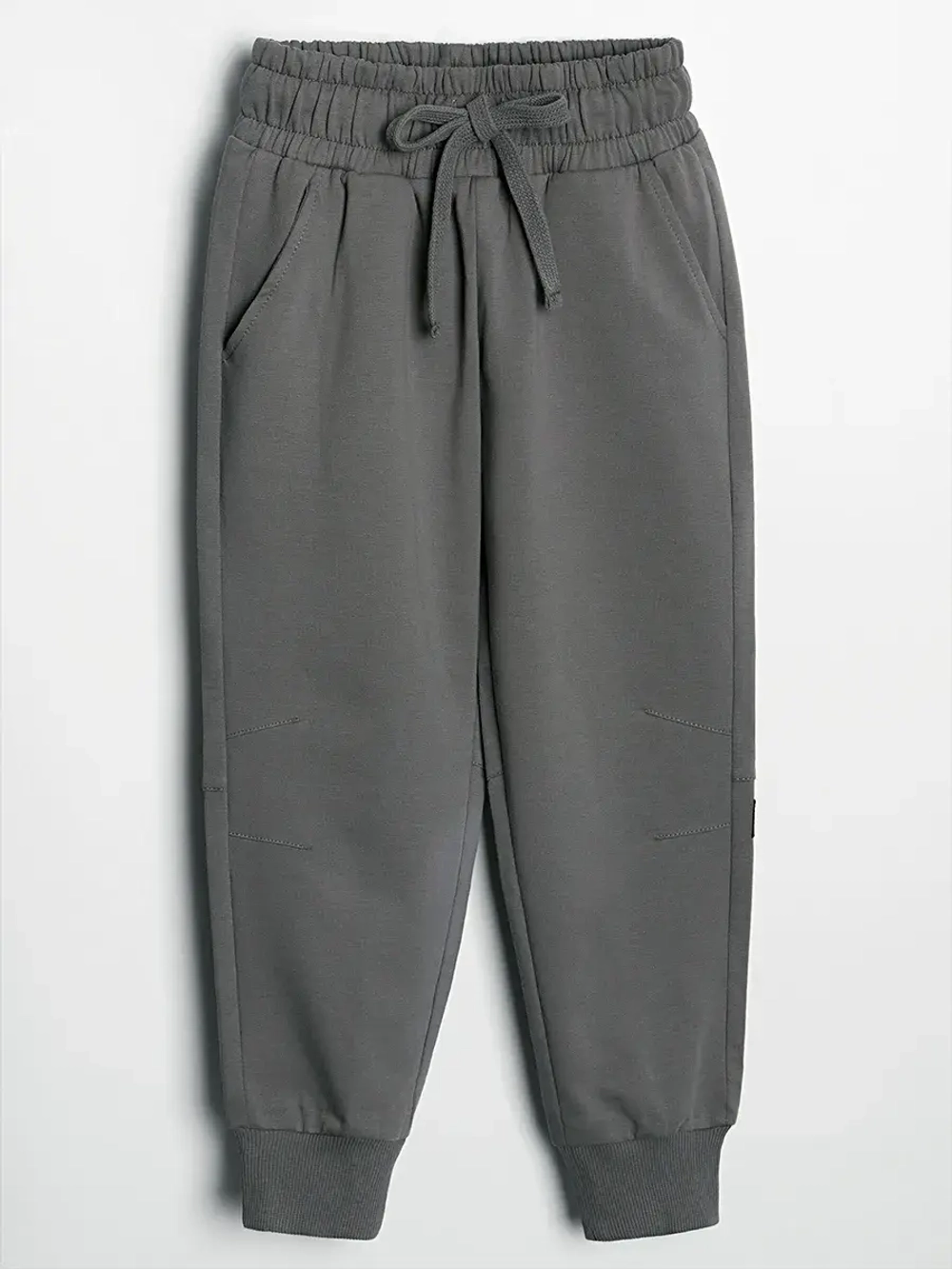 Спортивный костюм для девочки в школу