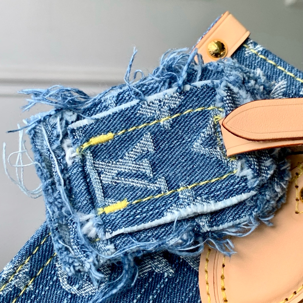 Louis Vuitton Onthego PM