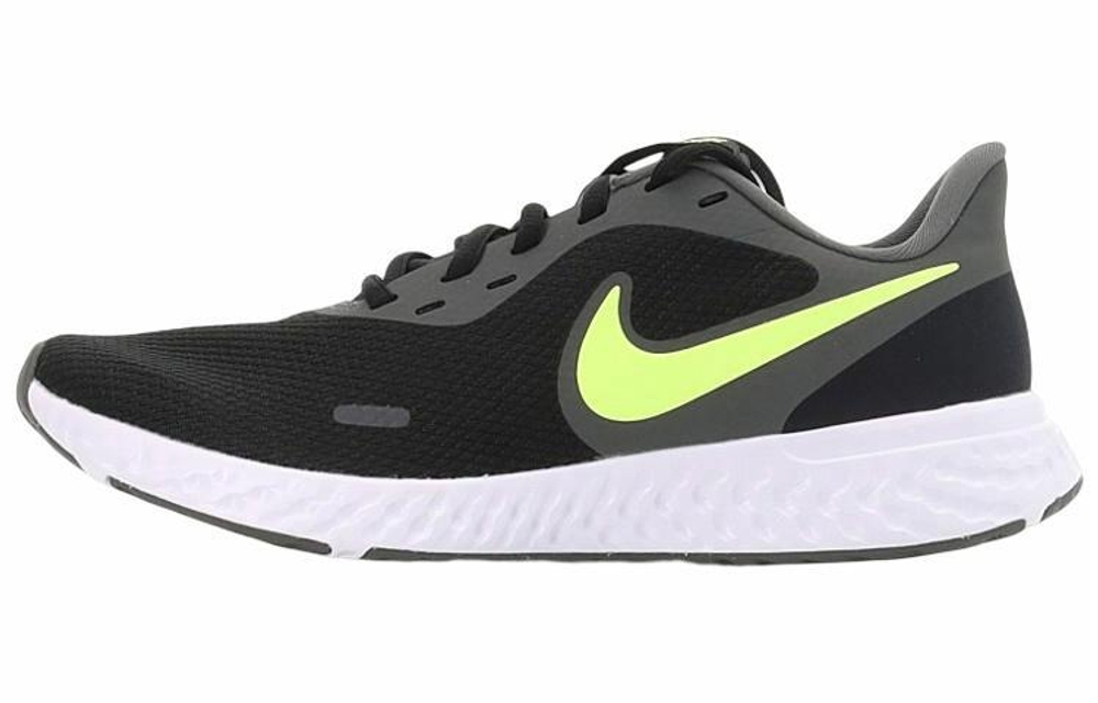 Кроссовки Nike Revolution 5