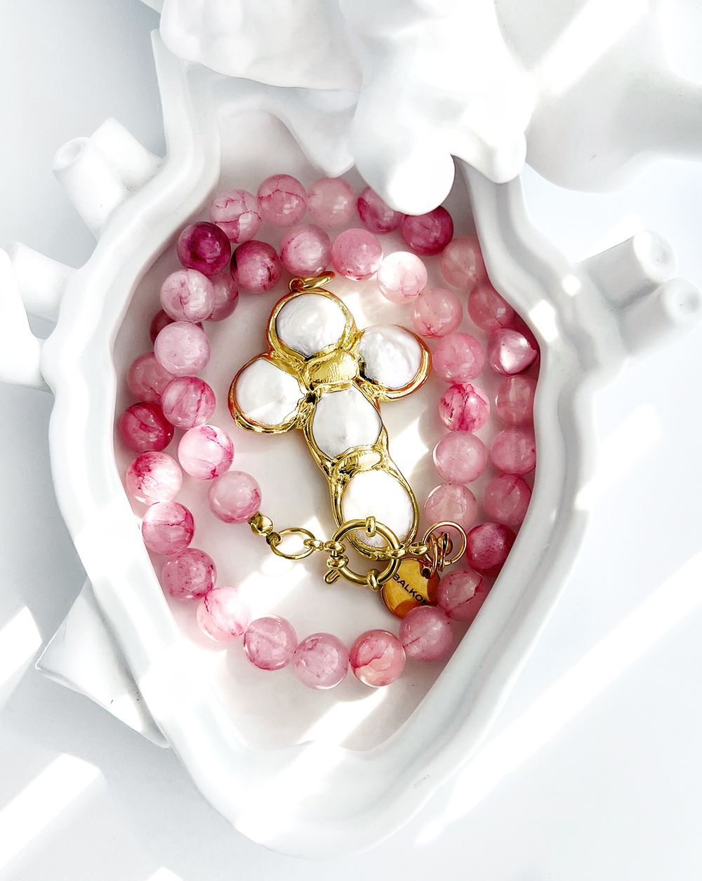 Колье Rose из бусин камня