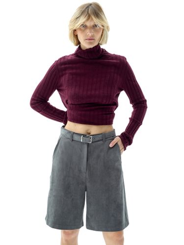 Графитовые шорты из эко-замши