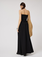 Платье бандо с открытыми плечами