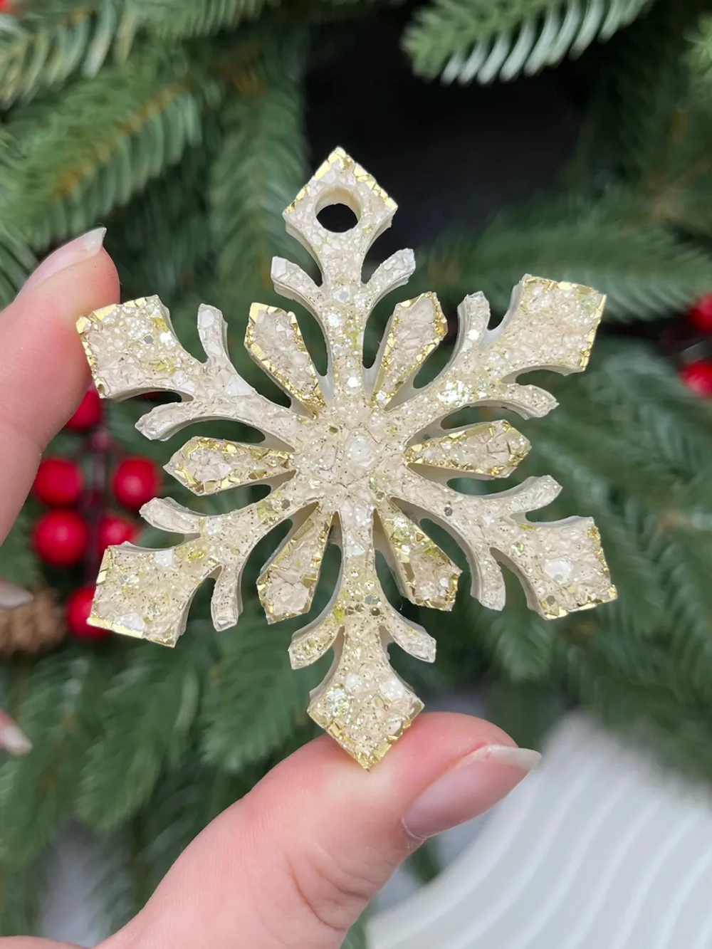 Набор новогодних елочных игрушек Снежинки 2 шт