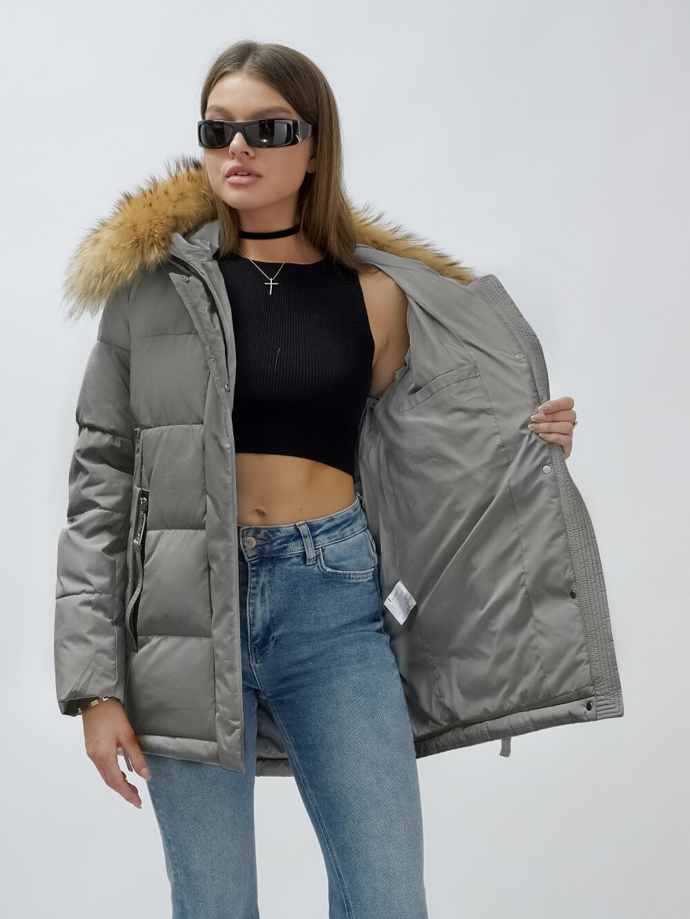 Куртка женская зимняя с мехом енот премиум класса серого цвета 3215Sr