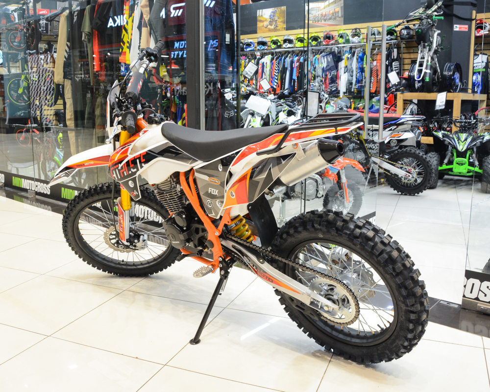Мотоцикл Regulmoto ATHLETE 250 21/18 2021г. Оранжевый ПТС