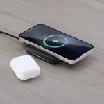 Беспроводное зарядное устройство Deppa Qi Fast Charger (24025) для iPhone / AirPods 15W (черный)